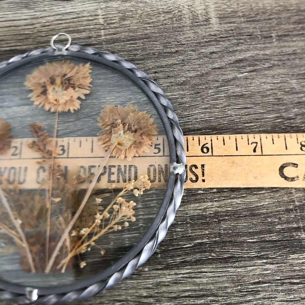 Vtg Pressed Flowers Sun Catcher - Picture 6 of 10